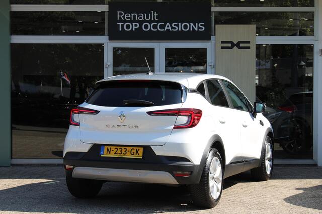 Renault CAPTUR 1.0 TCe 100 Life | All season banden | Parkeersensoren | Cruisecontrol | AppleCarplay/AndroidAuto | Naviagatie | Keyless Entry | Climate Control