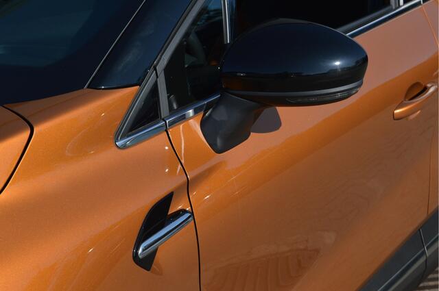 Renault CAPTUR 1.3 TCe 140 Intens Automaat | Adapt.CC/Carplay/LED/Dealer onderhouden |