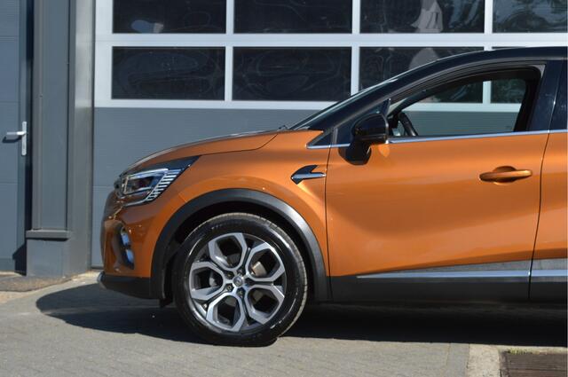 Renault CAPTUR 1.3 TCe 140 Intens Automaat | Adapt.CC/Carplay/LED/Dealer onderhouden | Met 12 maanden garantie!