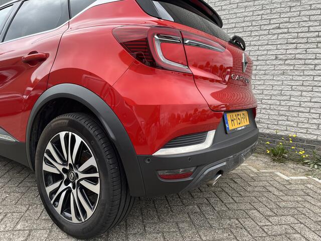 Renault CAPTUR TCe 155 EDC ( automaat ) Initiale Paris | schuifdak | lederen bekleding | stoelverwarming | BOSE audio