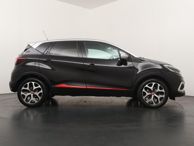 Renault CAPTUR 1.3 150pk TCe Intens Automaat - Navigatie - Trekhaak - Parkeersensoren V + A - Parkeer Camera