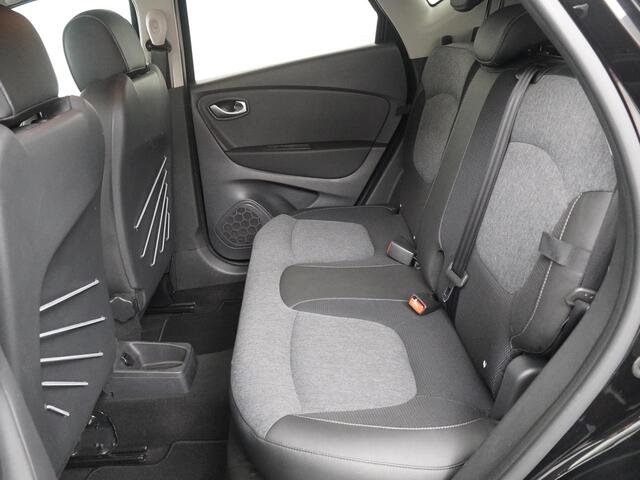Renault CAPTUR 1.3 150pk TCe Intens Automaat - Navigatie - Trekhaak - Parkeersensoren V + A - Parkeer Camera
