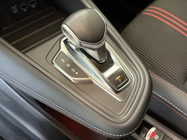 Renault CAPTUR 1.3 mild hybrid 160 R.S. Line | Groot Navi| 18 inch | Clima | Camera | Stoelverwarming | 100% Dealer onderhouden!