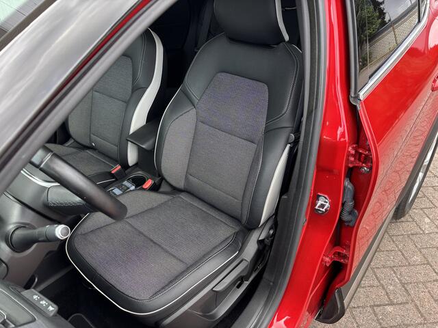 Renault CAPTUR 1.3 TCe 130 Edition One [ fm navi,apple cp,18``lmv,trekhaak ]
