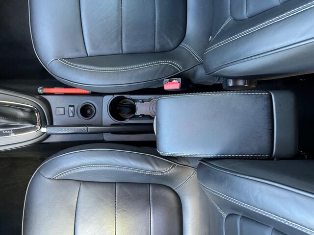 Renault CAPTUR 1.3 TCe 150 pk EDC Automaat Initiale Paris 1e Eigenaar