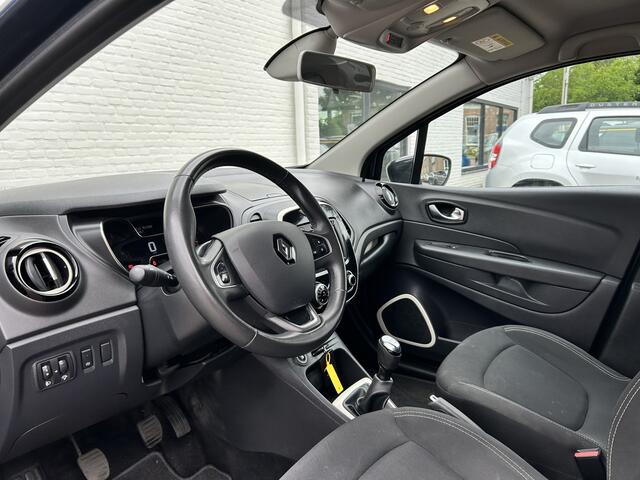 Renault CAPTUR 0.9 TCe Intens | Parkeersensoren | Bluetooth | Automatische Airconditioning | DAB radio | Trekhaak