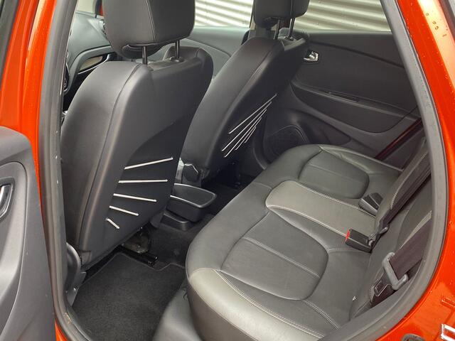 Renault CAPTUR 1.2 TCe Dynamique Automaat! | Clima | Cruise | Lederen bekleding! | Camera | Navigatie | Keyless | Trekhaak | RIJKLAARPRIJS INCL 12 MAANDEN GARANTIE EN BEURT