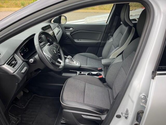 Renault CAPTUR 1.6 E-Tech Hybrid Intens