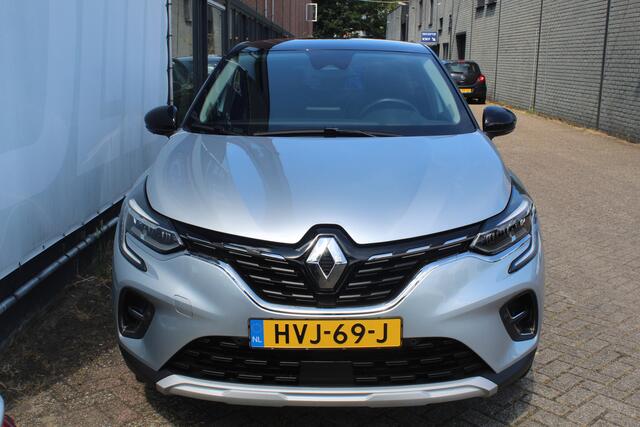 Renault CAPTUR Automaat Hybride Black line l Lane assist l Stuurverwarming l Add cruise control l Navigatie l Apple carplay / Android auto