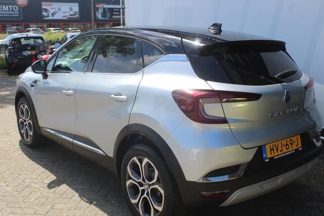 Renault CAPTUR Automaat Hybride Black line l Lane assist l Stuurverwarming l Add cruise control l Navigatie l Apple carplay / Android auto