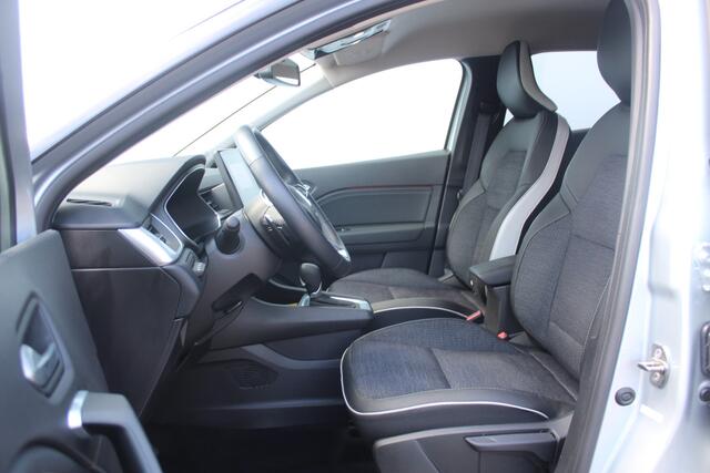 Renault CAPTUR Automaat Hybride Black line l Lane assist l Stuurverwarming l Add cruise control l Navigatie l Apple carplay / Android auto