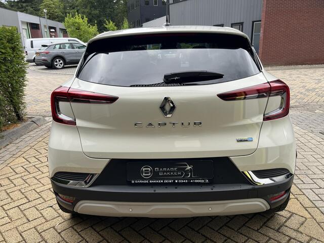 Renault CAPTUR 1.6 E-Tech Plug-in Hybrid 160 Intens LED, Navigatie