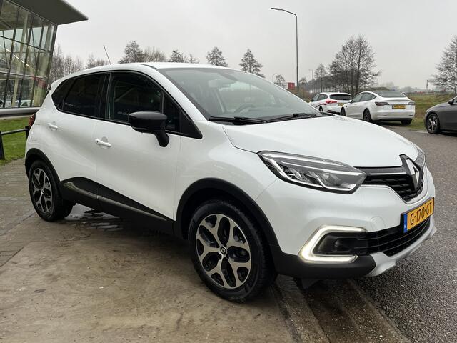 Renault CAPTUR 0.9 TCe Intens / Trekhaak / 17'' LMV / Keyless / PDC. Achter / Navi / DAB /