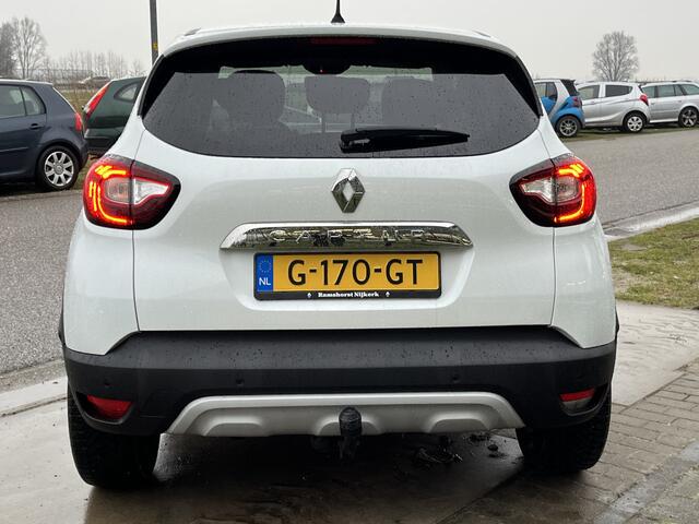 Renault CAPTUR 0.9 TCe Intens / Trekhaak / 17'' LMV / Keyless / PDC. Achter / Navi / DAB /