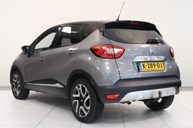 Renault CAPTUR 1.2 TCe Helly Hansen | Camera | Trekhaak | Climatronic | Half Leder | Navigatie | Bluetooth |