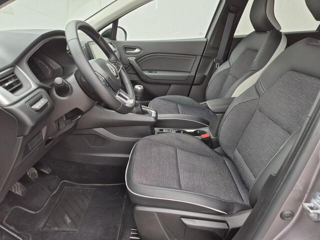 Renault CAPTUR 1.3 mild hybrid 140 techno Handgeschakeld / Apple Carplay Android Auto / Climate control / Achteruitrijcamera / Navigatie / Keyless Entry/Start / Trekgewicht 1200 kg / Cruise control /