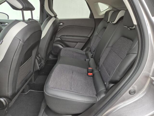 Renault CAPTUR 1.3 mild hybrid 140 techno Handgeschakeld / Apple Carplay Android Auto / Climate control / Achteruitrijcamera / Navigatie / Keyless Entry/Start / Trekgewicht 1200 kg / Cruise control /