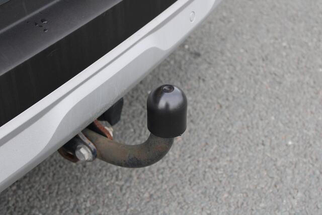 Renault CAPTUR 1.6 E-Tech Plug-in Hybrid 160 Intens |TREKHAAK | NAVIGATIE | APPLE CARPLAY | CAMERA | PARKEERSENSOREN V+A | CLIMATE CONTROL | CRUISE CONTROL