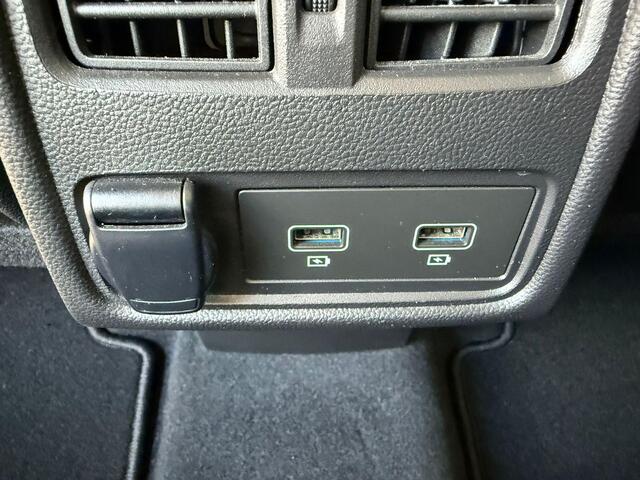 Renault CAPTUR 1.6 E-Tech Plug-in Hybrid 160 Intens
