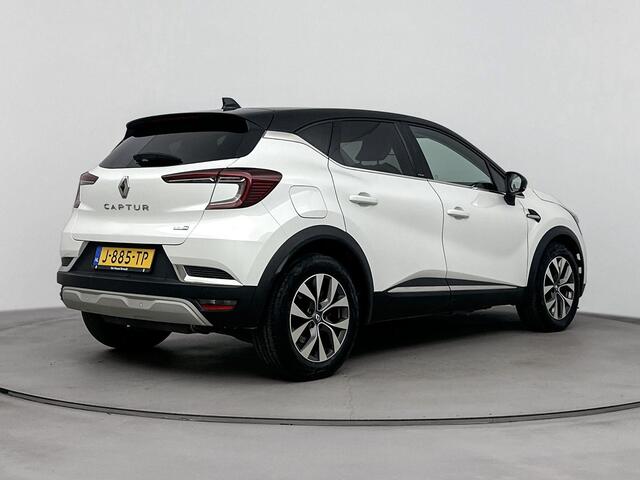 Renault CAPTUR 1.6 E-Tech Plug-in Hybrid Intens 160PK | Automaat | Navigatie | Half-Leder | Climate Control | Apple CarPlay & Android Auto