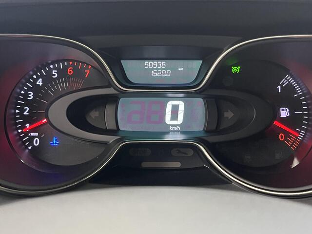Renault CAPTUR 1.3 TCe Intens / Trekhaak / Eerste Eigenaar / Dealer Onderhouden / LED Verlichting / Navigatie / Easy Parking Pack /