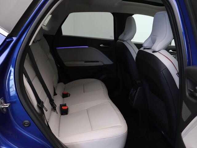 Renault CAPTUR E-Tech Phev 160pk iconic | Bose | Schuif kantel dak | Lederen bekleding | Stoelverwarming voor |