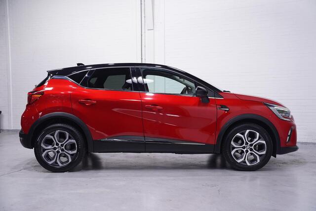 Renault CAPTUR 1.3 mild hybrid 160 iconic camera apple navigatie PDC v+a digitale-cockpit LMV 18-inch schakelflippers DAB Cruise privateglas clima grootlicht-assist keyless entry/start stuurverwarming LED-verlichting