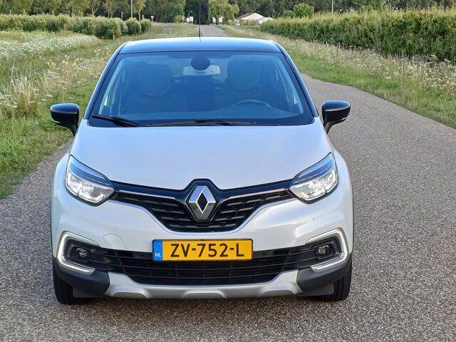 Renault CAPTUR 1.3 TCe Version S /LED/Navi/Clima/Pano/Two-Tone lak/17"/