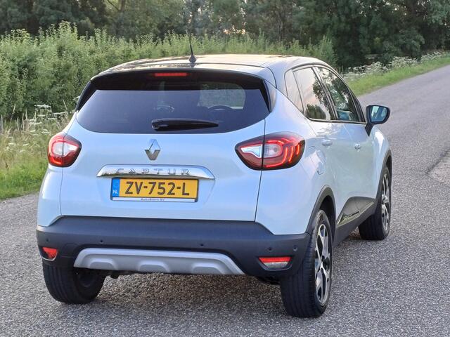 Renault CAPTUR 1.3 TCe Version S /LED/Navi/Clima/Pano/Two-Tone lak/17"/