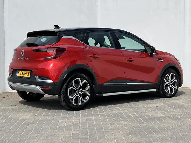 Renault CAPTUR 1.3 TCe 140 Intens Automaat / 100% Dealeronderhouden / Achteruitrijcamera / Verwarmde Voorstoelen / Navigatie full map / Apple Carplay & Android Auto / Cruise- en Climate Control / Keyless Entry & Start /
