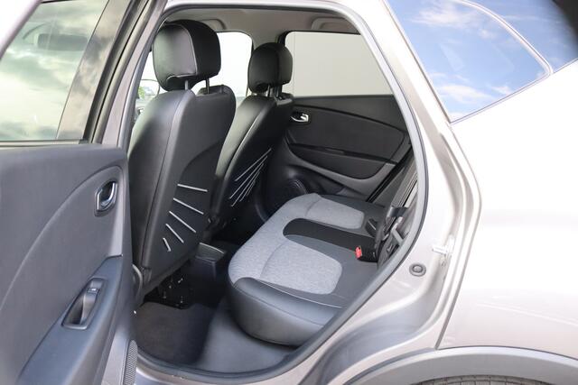 Renault CAPTUR 1.3 TCe 130PK Intens Trekhaak/Navigatie/Parkeerhulp/Cruise-control