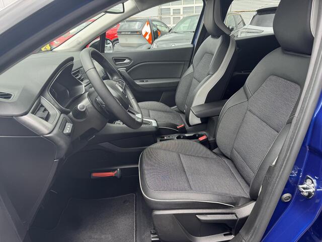 Renault CAPTUR 1.3 TCe 140 Intens AUTOMAAT / NAVIGATIE / CLIMATE CONTROLE /