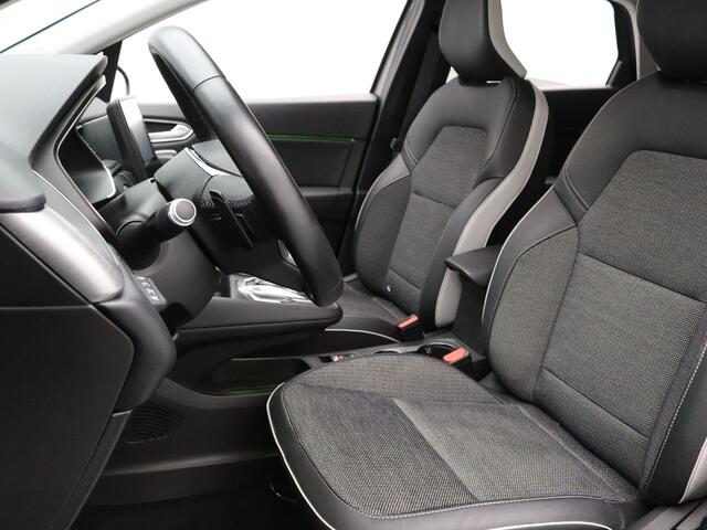 Renault CAPTUR TCe 130pk Intens Automaat /EDC Camera | Climate | Cruise | Navi | Parkeersens. v+a | Stuurverw.