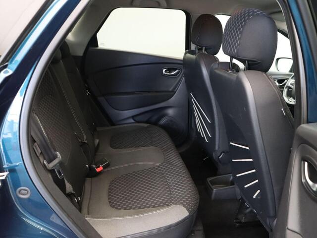 Renault CAPTUR dCi 90pk Intens | Trekhaak | Navigatie | Parkeersensoren achter | All-season banden