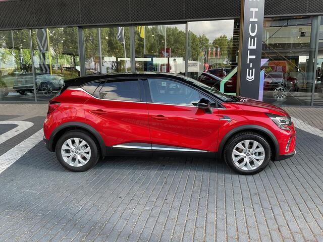 Renault CAPTUR 1.3 TCe 140 Intens AUTOMAAT / PARKEERSENSOREN + CAMERA / LICHTMETALENVELGEN / CLIMATE CONTROL / NAVIGATIE / APPLE & ANDROID CARPLAY