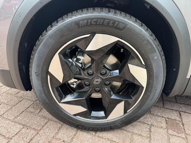 Renault CAPTUR 1.6 E-Tech 145 esprit Alpine+Pack Ligt&Sound!!