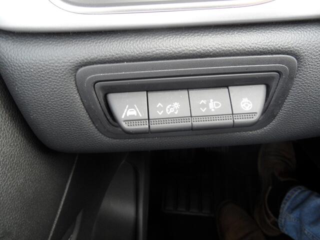 Renault CAPTUR 1.3 mild hybrid 160 techno Automaat