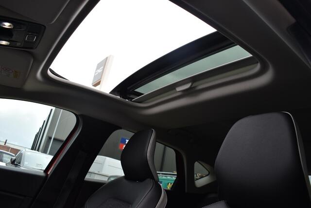 Renault CAPTUR TCe 90 Intens | SCHUIF/KANTELDAK | CAMERA | NAVI | CRUISE CONTROL | APPLECARPLAY/ANDROIDAUTO | CLIMATE CONTROL | PDC | LMV