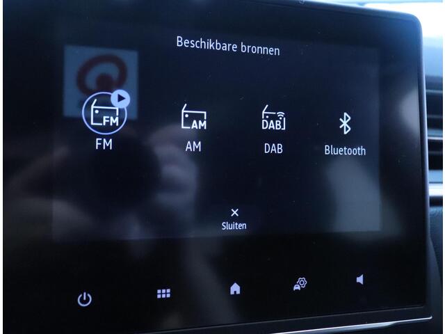 Renault CAPTUR 1.3 TCe 140 Techno | Clima | Navi | PDC |