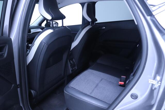 Renault CAPTUR 1.0 TCe 90 Intens | Apple Carplay/Android Auto | Parkeersensoren voor, achter en camera | Cruise control | Navigatie |