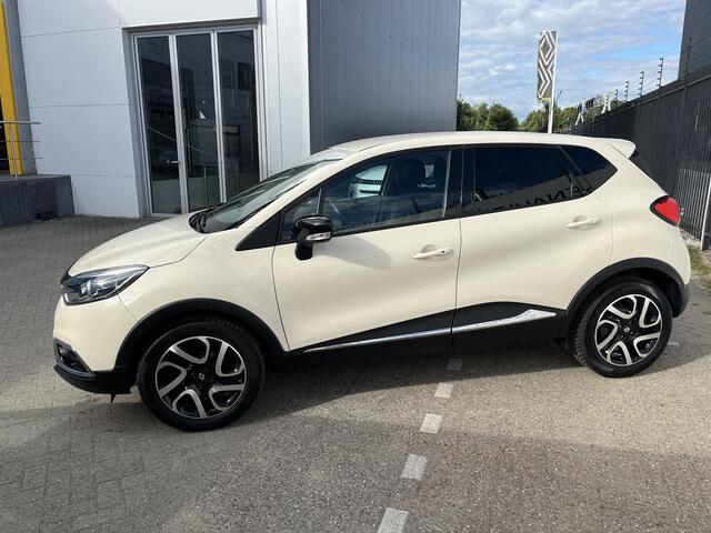 Renault CAPTUR 0.9 TCe Dynamique / CAMERA / PARKEERSENSOREN / ALL SEASON BANDEN CROSS CLIMATE MICHELIN