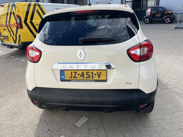 Renault CAPTUR 0.9 TCe Dynamique / CAMERA / PARKEERSENSOREN / ALL SEASON BANDEN CROSS CLIMATE MICHELIN