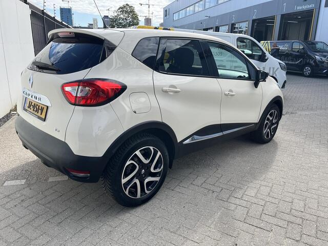 Renault CAPTUR 0.9 TCe Dynamique / CAMERA / PARKEERSENSOREN / ALL SEASON BANDEN CROSS CLIMATE MICHELIN