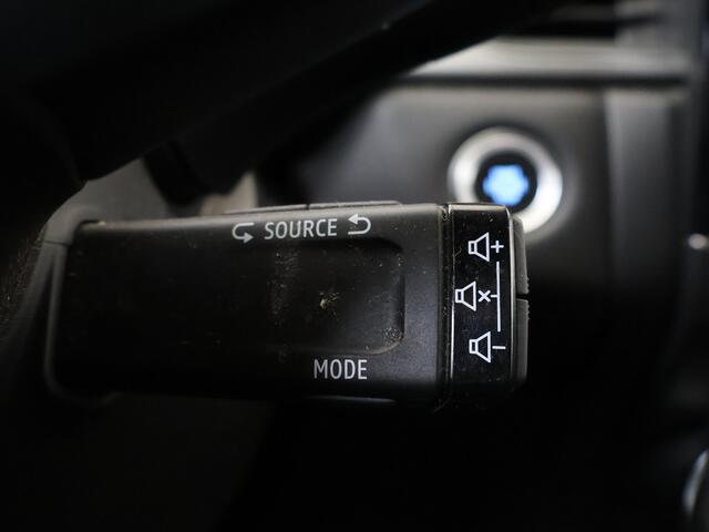 Renault CAPTUR 1.6 E-Tech Plug-in Hybrid 160 Intens LED Koplampen | Cruise Controle | Full Navigatie | Apple carplay / Android auto