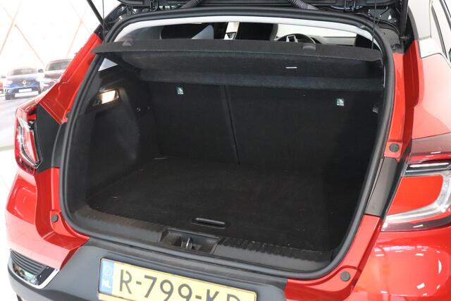 Renault CAPTUR 1.0 TCe 90 Intens | Camera | Climate Control | Cruise control | AppleCarplay AndroidAuto | LED | DAB |