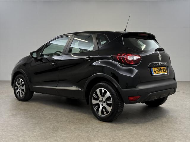 Renault CAPTUR 0.9 TCe Limited LED Clima Cruise Parkeersensoren 16"LMV