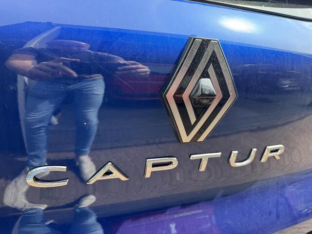 Renault CAPTUR 1.6 E-Tech full hybrid 145 techno