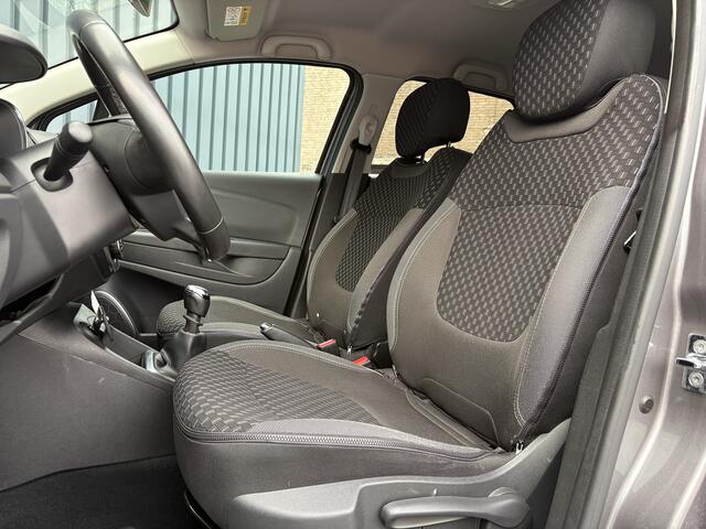 Renault CAPTUR 1.2 TCe 120Pk Intens | Trekhaak | Camera | Parkeersensoren V&A | Prijs Rijklaar!!