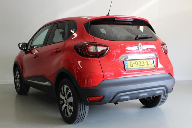 Renault CAPTUR 0.9 TCe Limited | NL-AUTO+N.A.P! | AIRCO | DAB-RADIO | NAVIGATIE | PDC-A | KEYLESS | 16'LMV |