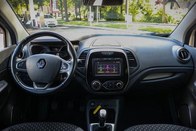Renault CAPTUR TCe 90 Intens | Trekhaak | Achteruitrijcamera |